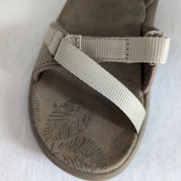 COLUMBIA Kyra III Sandals Size 10 - Picture 6 of 9